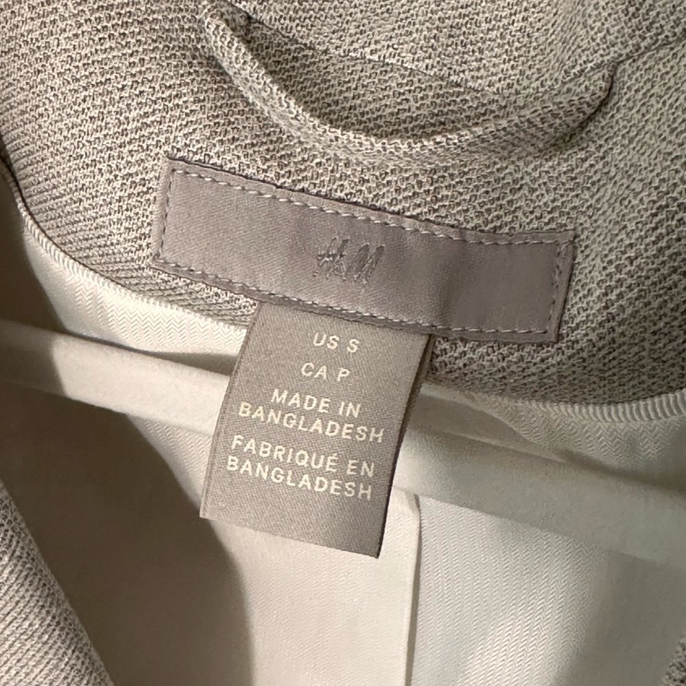 H&M taupe blazer fitted size small - Picture 4 of 5